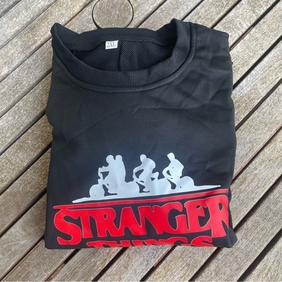 NWT - Stranger Things Sweater 2XL - Black - 100% polyester - Men/Women - Picture 11 of 11